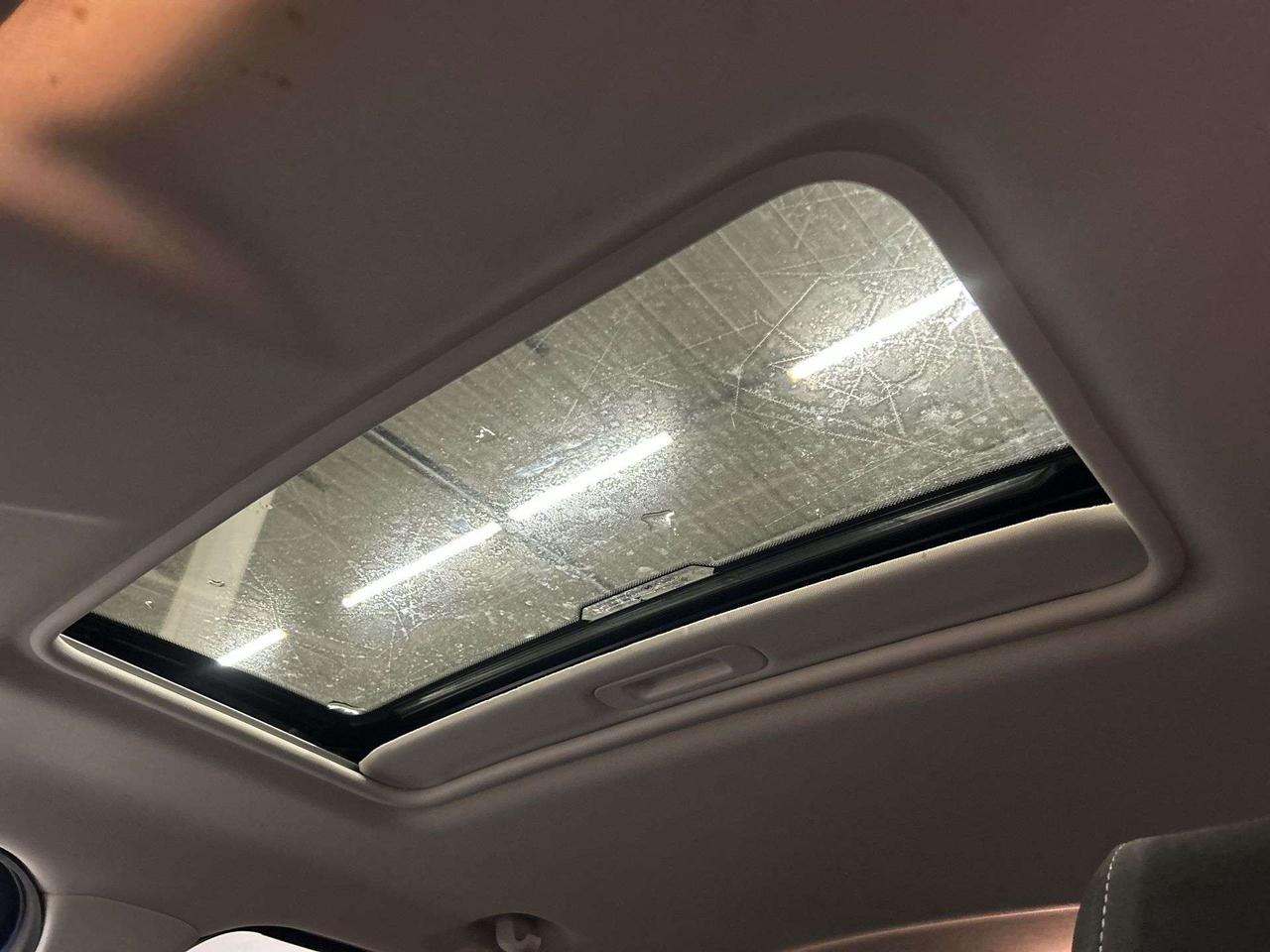 2018 Ford EcoSport SE AWD | LOW KMS!! | SUNROOF | HTD SEATS | CARPLAY Photo5