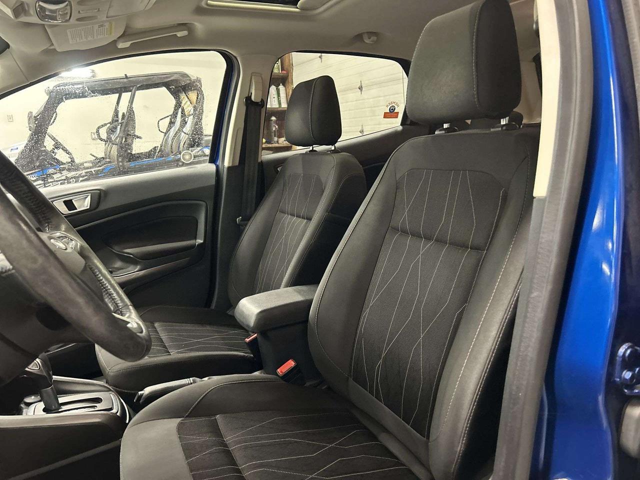 2018 Ford EcoSport SE AWD | LOW KMS!! | SUNROOF | HTD SEATS | CARPLAY Photo2