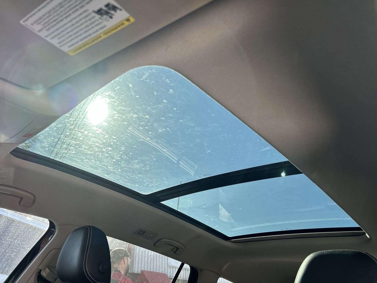 2023 Volkswagen Atlas HIGHLINE AWD V6 |7-PASS |COOLED LEATHER |PANO ROOF Photo2