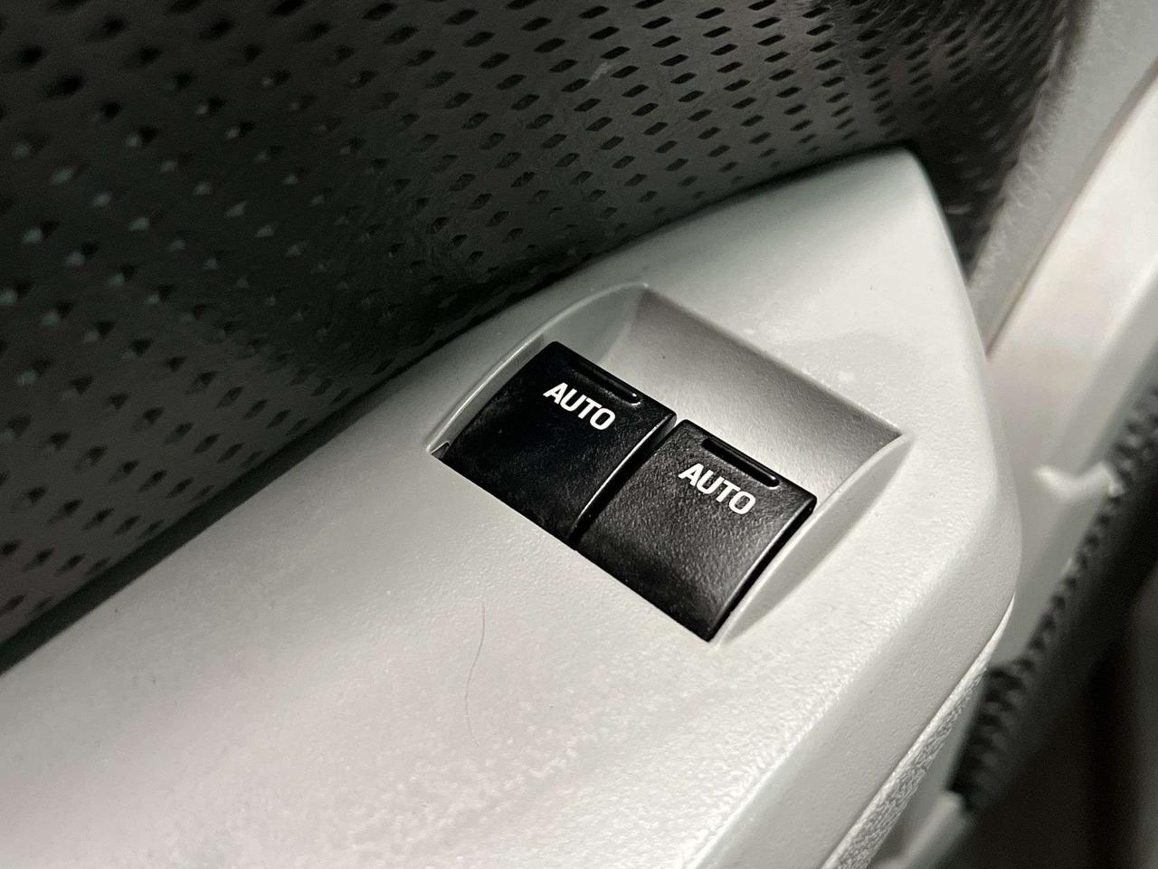 2008 Ford Mustang AUTOMATIC | LOW KMS! | SHAKER | ALLOYS | CRUISE Photo