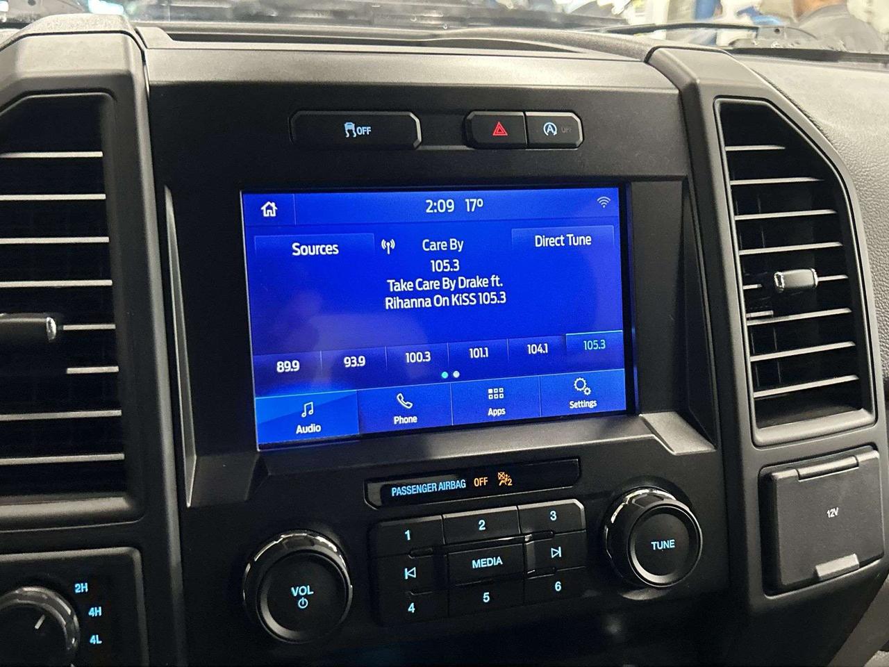 2020 Ford F-150 STX 4X4 | LOW KMS! | CREW | CARPLAY | TOW PKG Photo