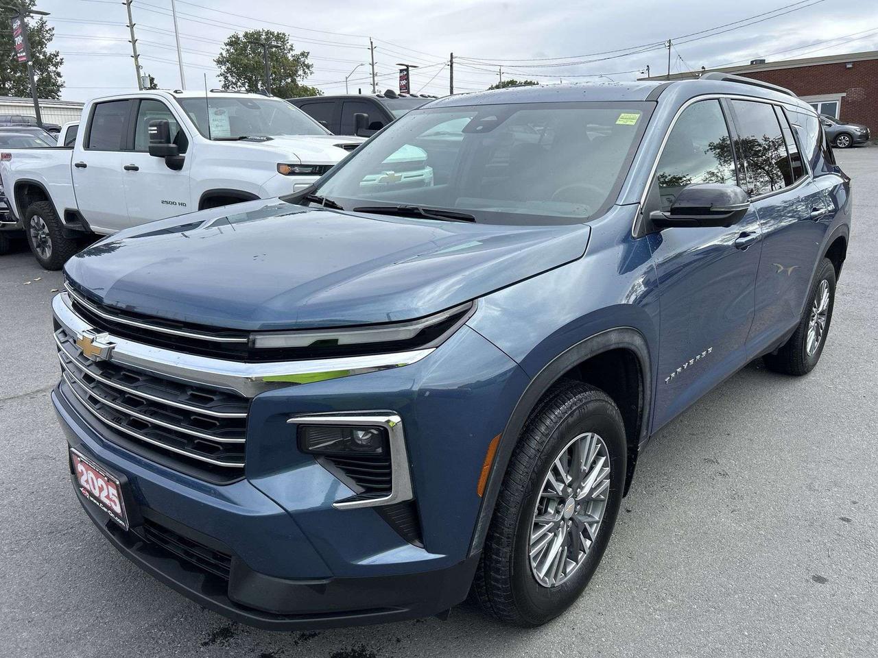 2025 Chevrolet Traverse AWD | 6-PASS | HTD LEATHER | CARPLAY | 360 CAM Photo