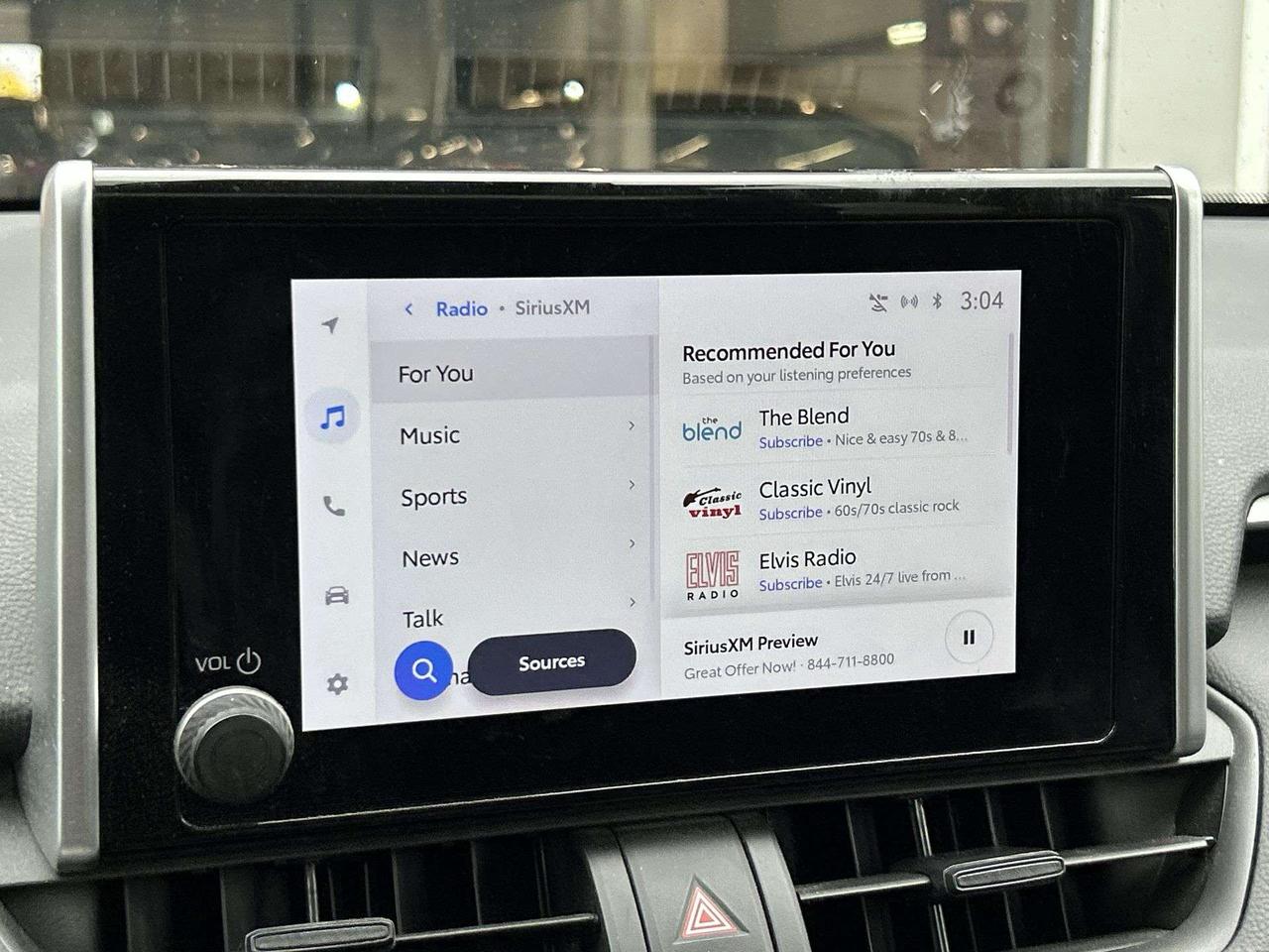 2023 Toyota RAV4 XLE AWD | SUNROOF | HTD SEATS | CARPLAY | ALLOYS Photo