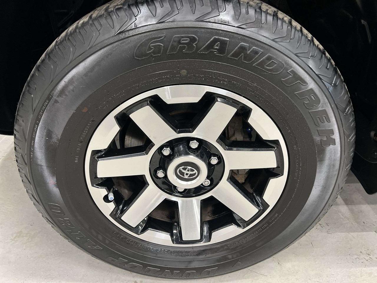 2023 Toyota 4Runner TRD OFF ROAD 4X4 |HTD LEATHER | SUNROOF | 360 CAM Photo