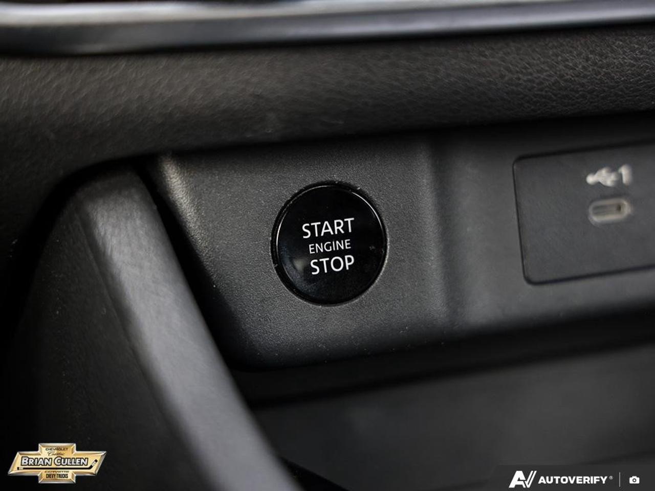2025 Nissan Rogue S AWD S Photo