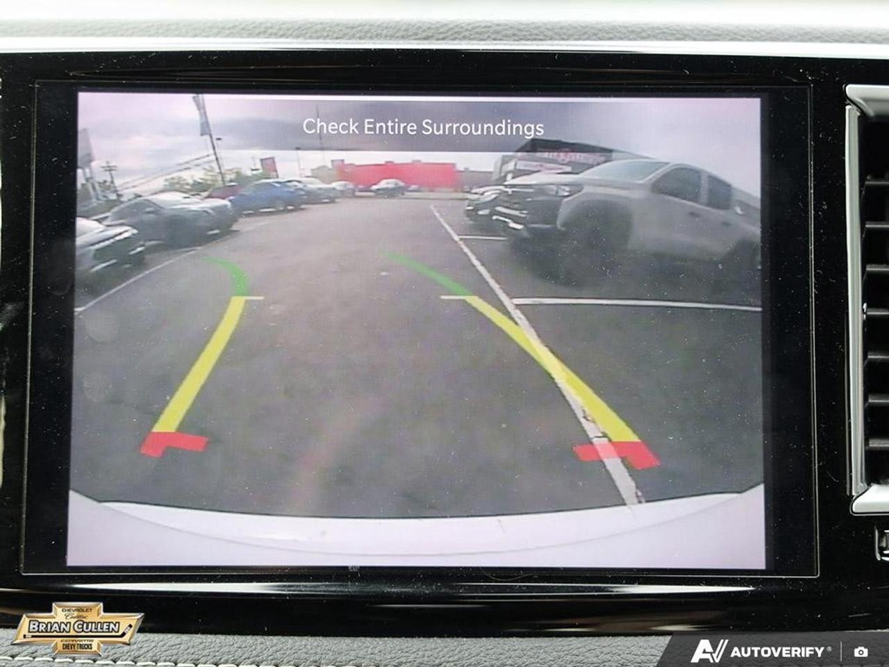 2025 Chrysler Pacifica Limited Limited FWD Photo