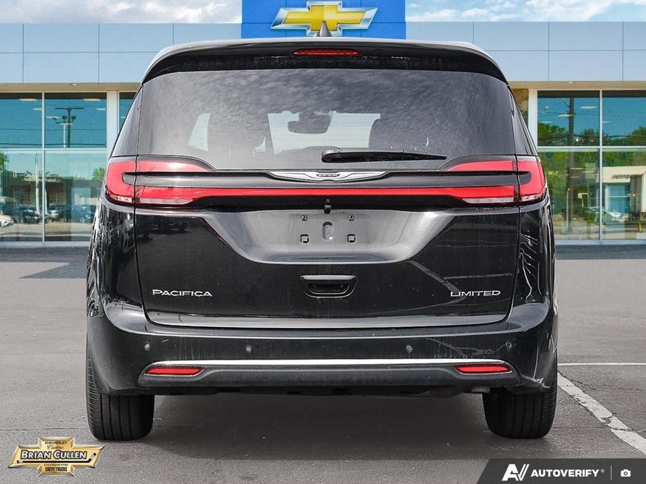 2026 Chrysler Pacifica Limited Limited FWD Photo