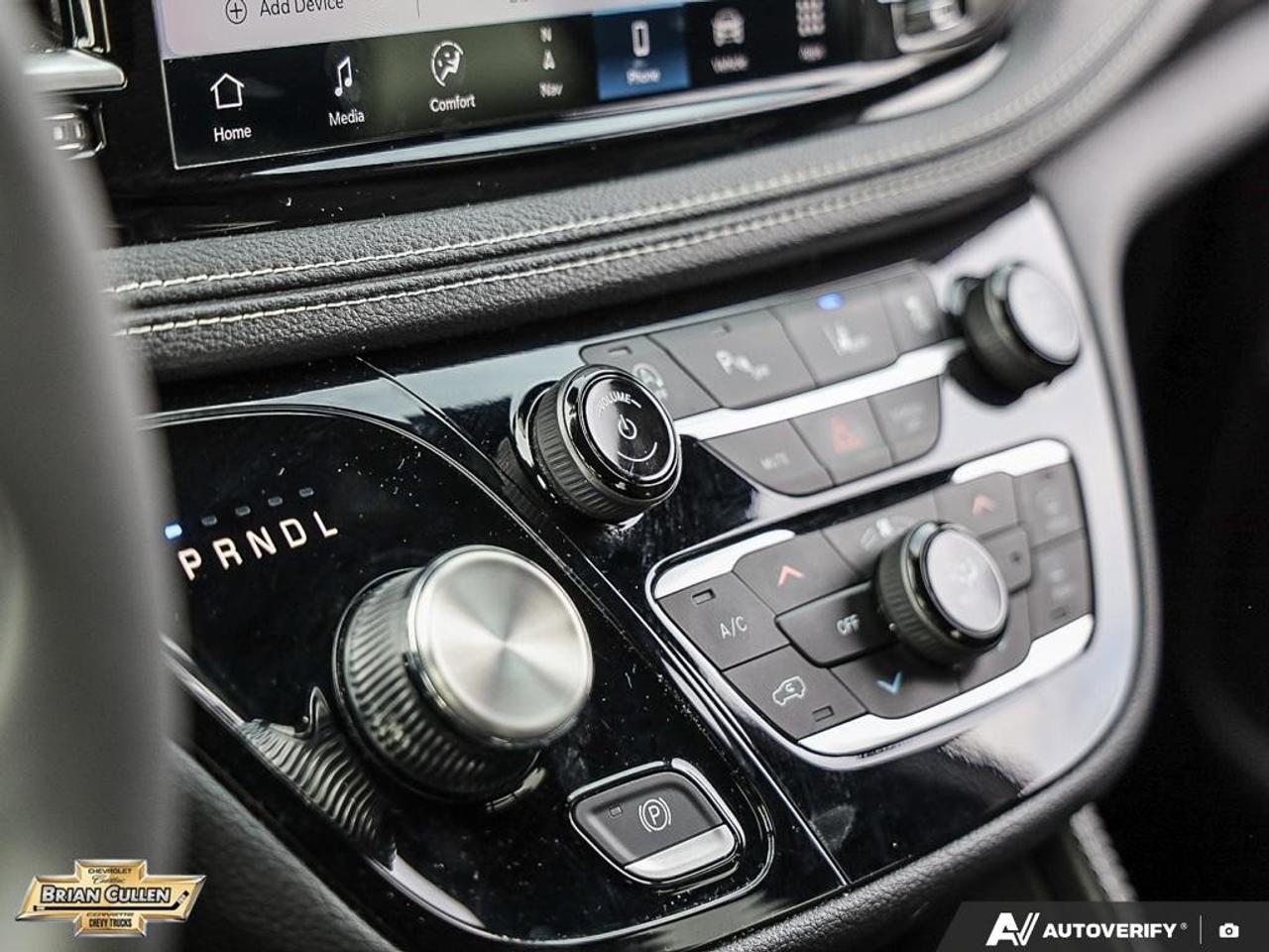 2026 Chrysler Pacifica Limited Limited FWD Photo