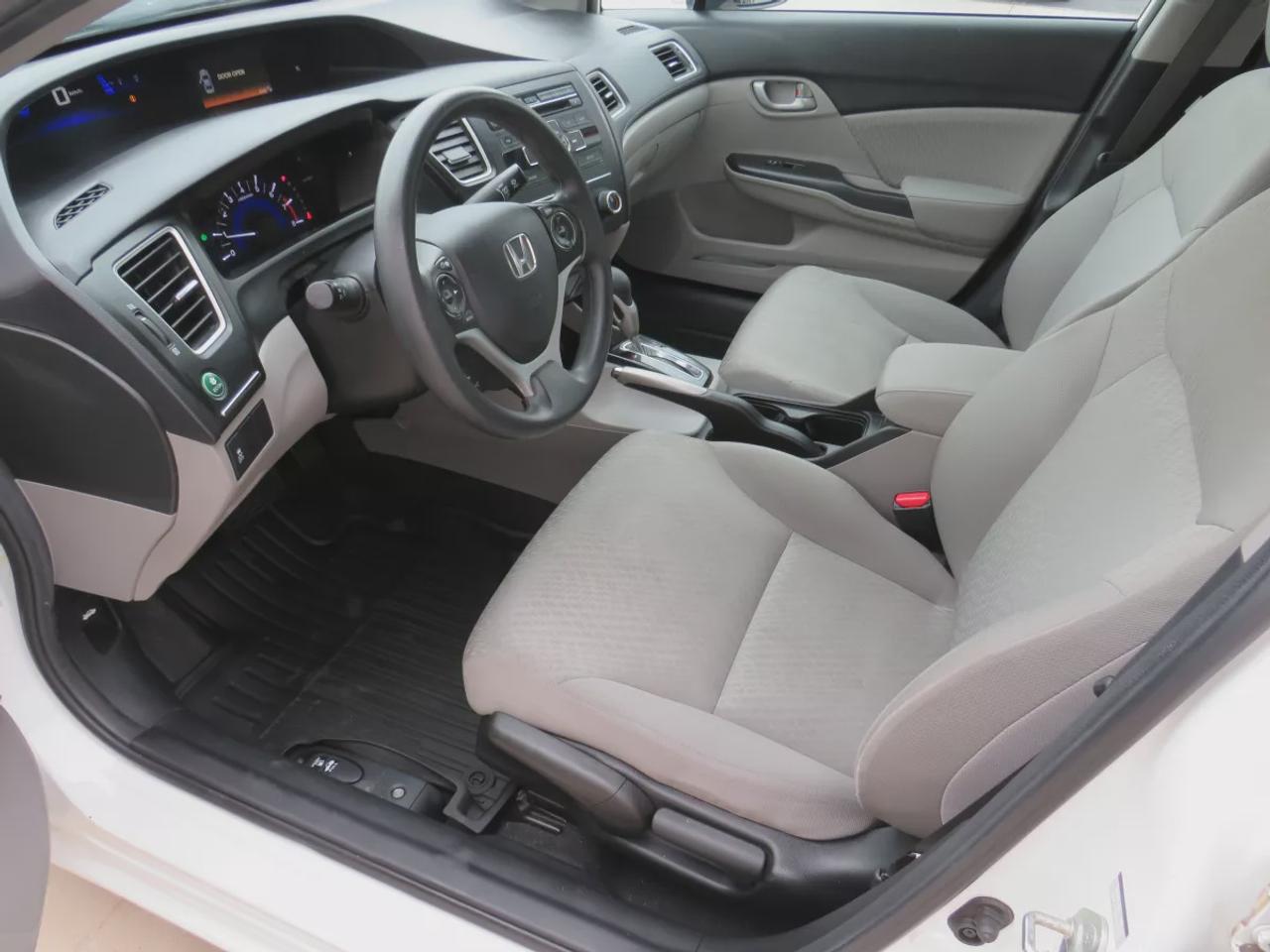 2015 Honda Civic Sedan LX | LOW KM!! | FWD | Automatic | Heated Seats | Air Conditioning | Bluetooth | Back-Up Camera | Cruise Control | Steering Wheel Audio Controls | USB Input | Keyless Entry | Power Windows | Power Door Locks | Heated Power Mirrors Photo2