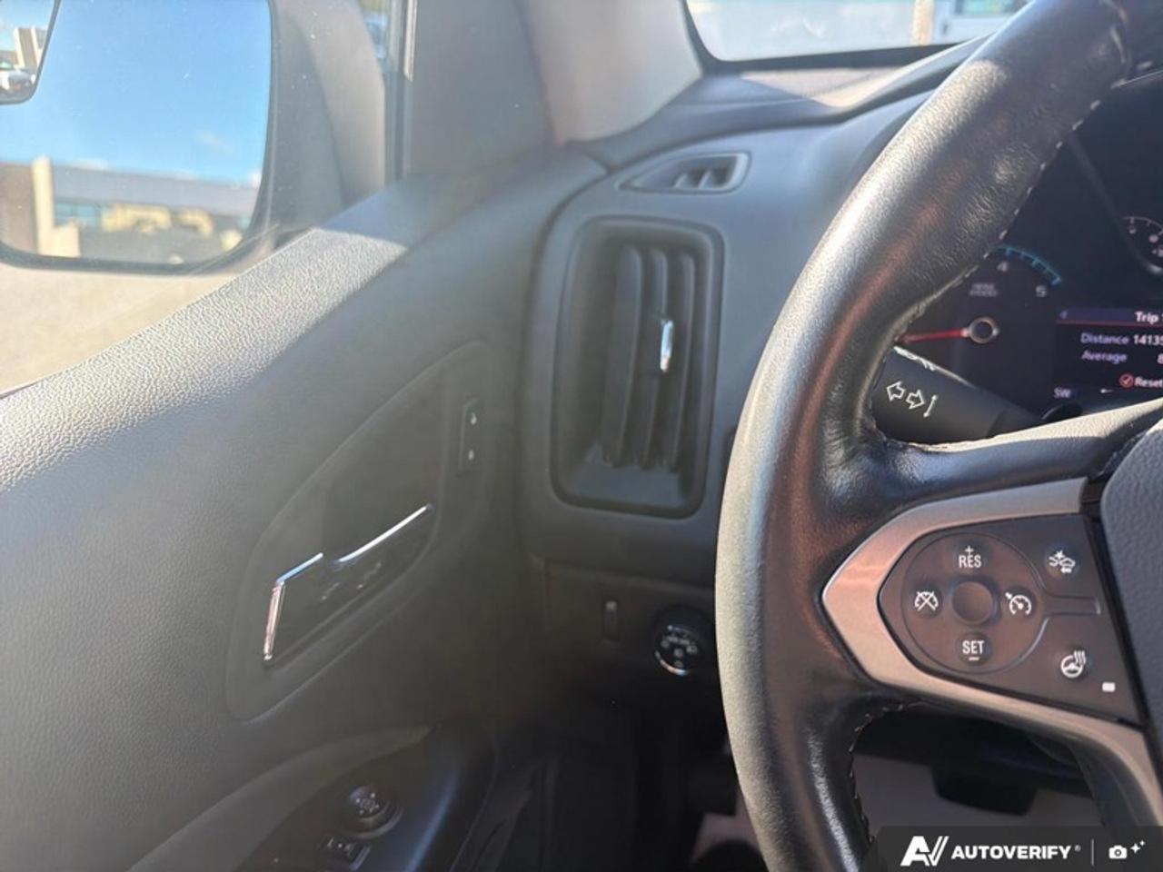 2022 Chevrolet Colorado Z71 Photo