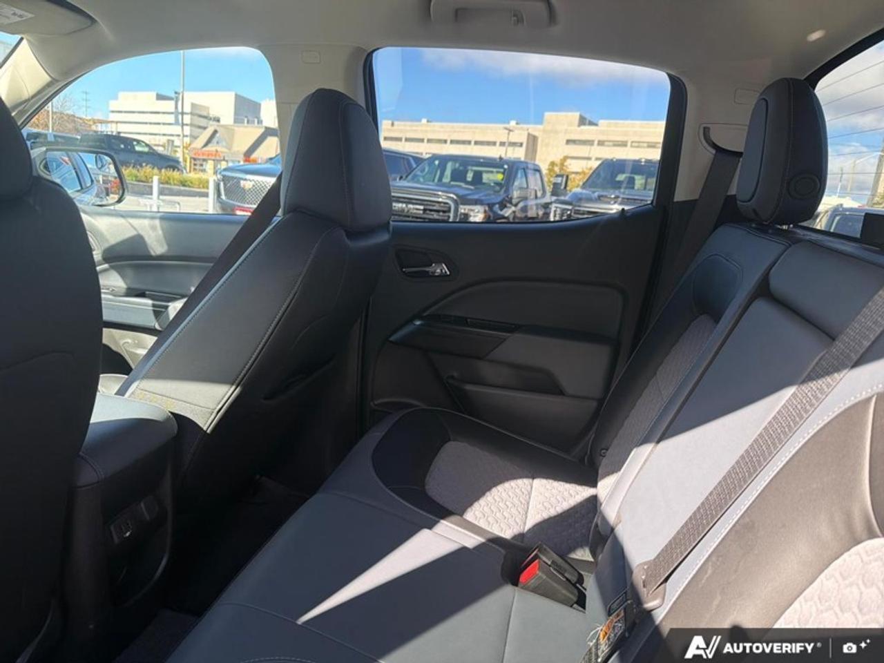 2022 Chevrolet Colorado Z71 Photo