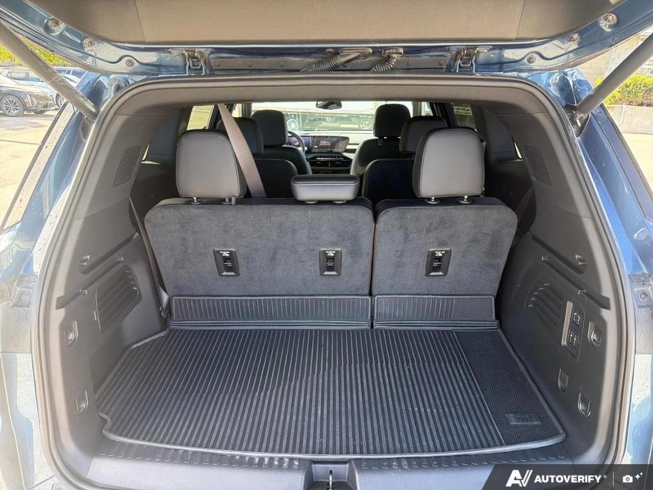 2025 Buick Enclave Avenir  - HUD -  Sunroof -  Cooled Seats Photo