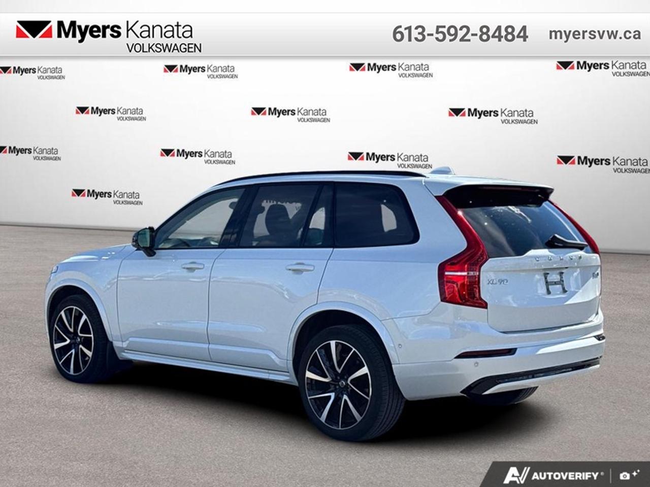 2023 Volvo XC90 B6 AWD Plus Dark Theme 7-Seater Photo