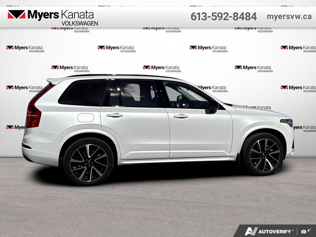 2023 Volvo XC90 B6 AWD Plus Dark Theme 7-Seater Photo