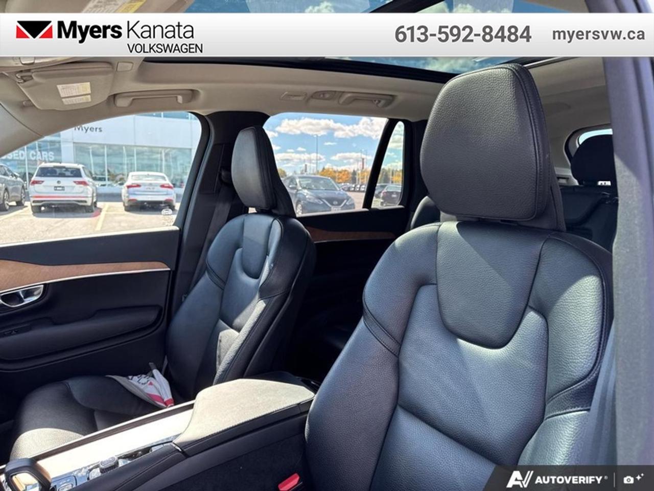 2023 Volvo XC90 B6 AWD Plus Dark Theme 7-Seater Photo