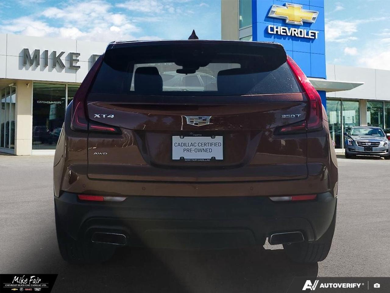 2020 Cadillac XT4 AWD 4dr Luxury Photo