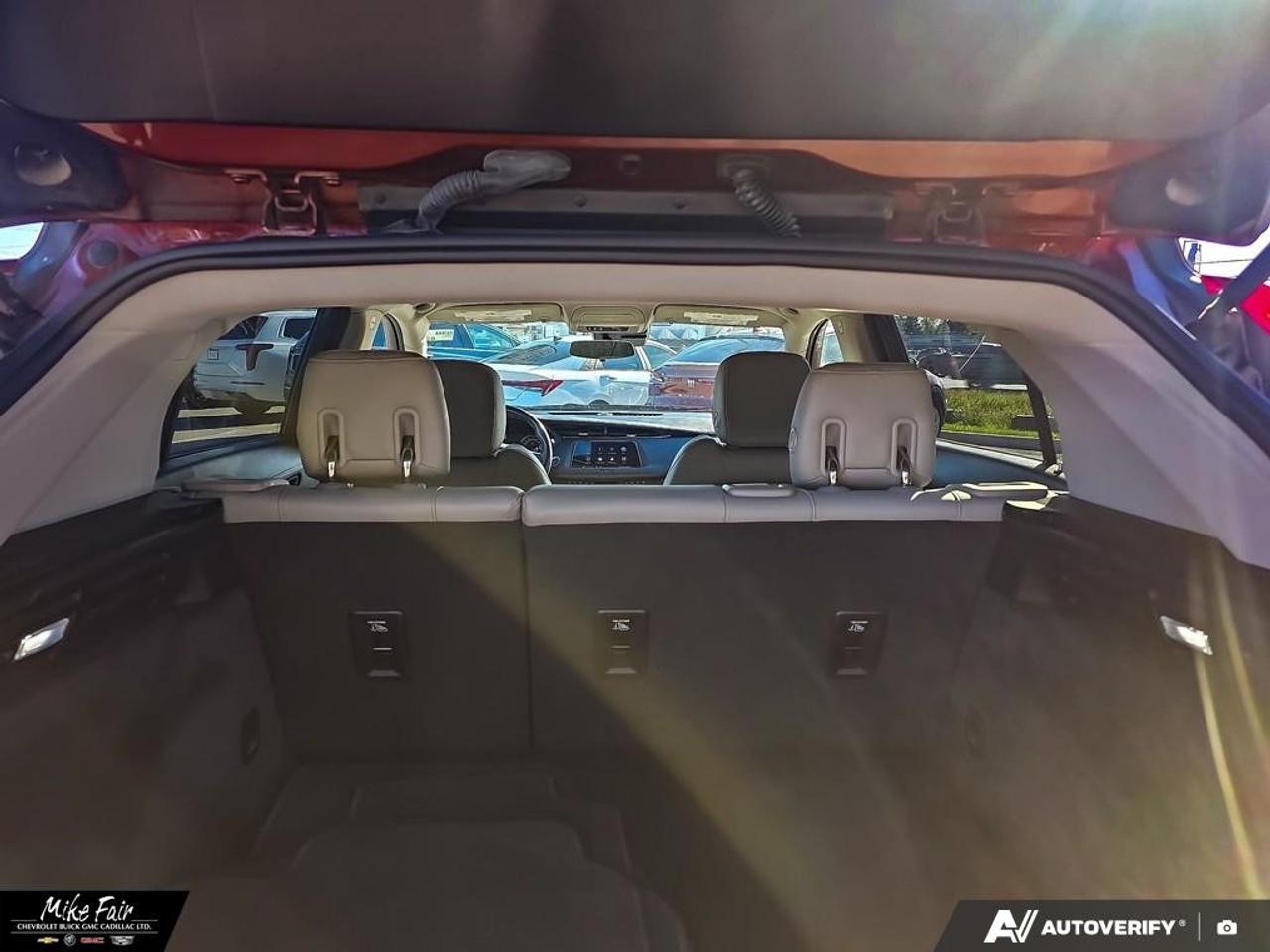 2020 Cadillac XT4 AWD 4dr Luxury Photo