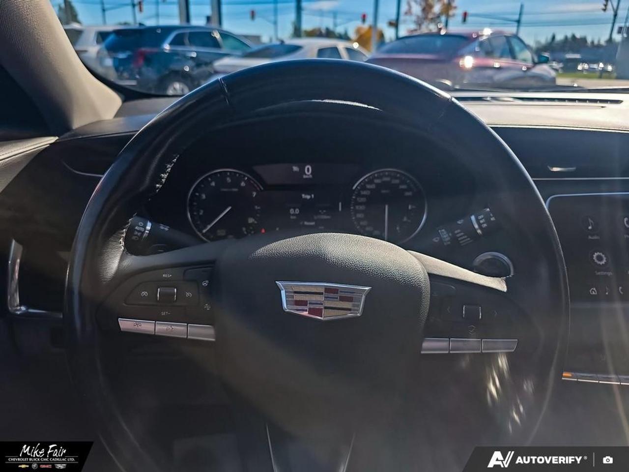 2020 Cadillac XT4 AWD 4dr Luxury Photo