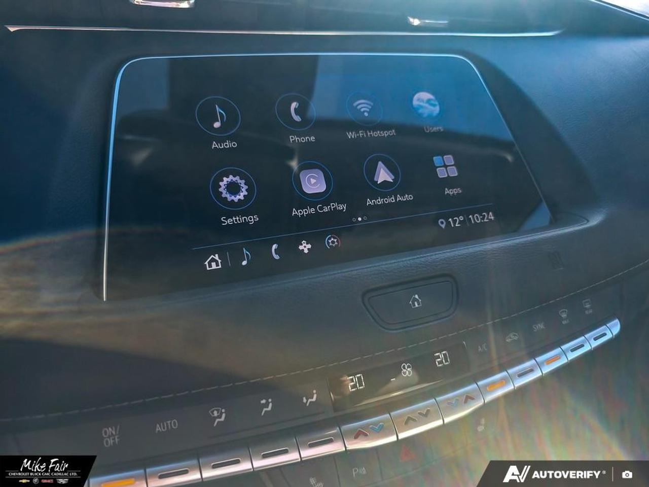 2020 Cadillac XT4 AWD 4dr Luxury Photo