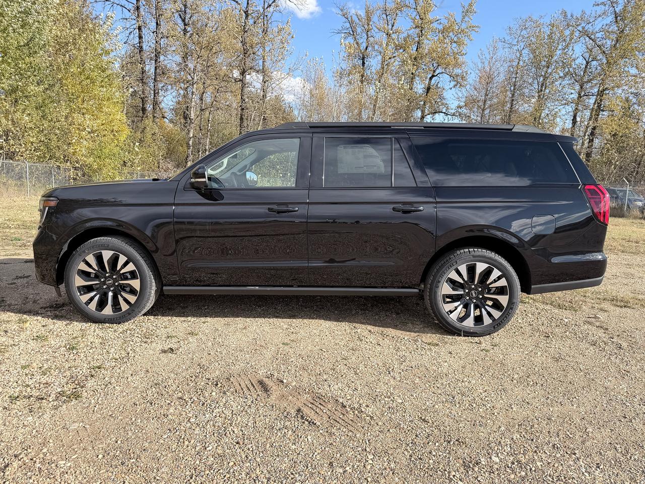 2027 Ford Expedition Platinum Max Photo1