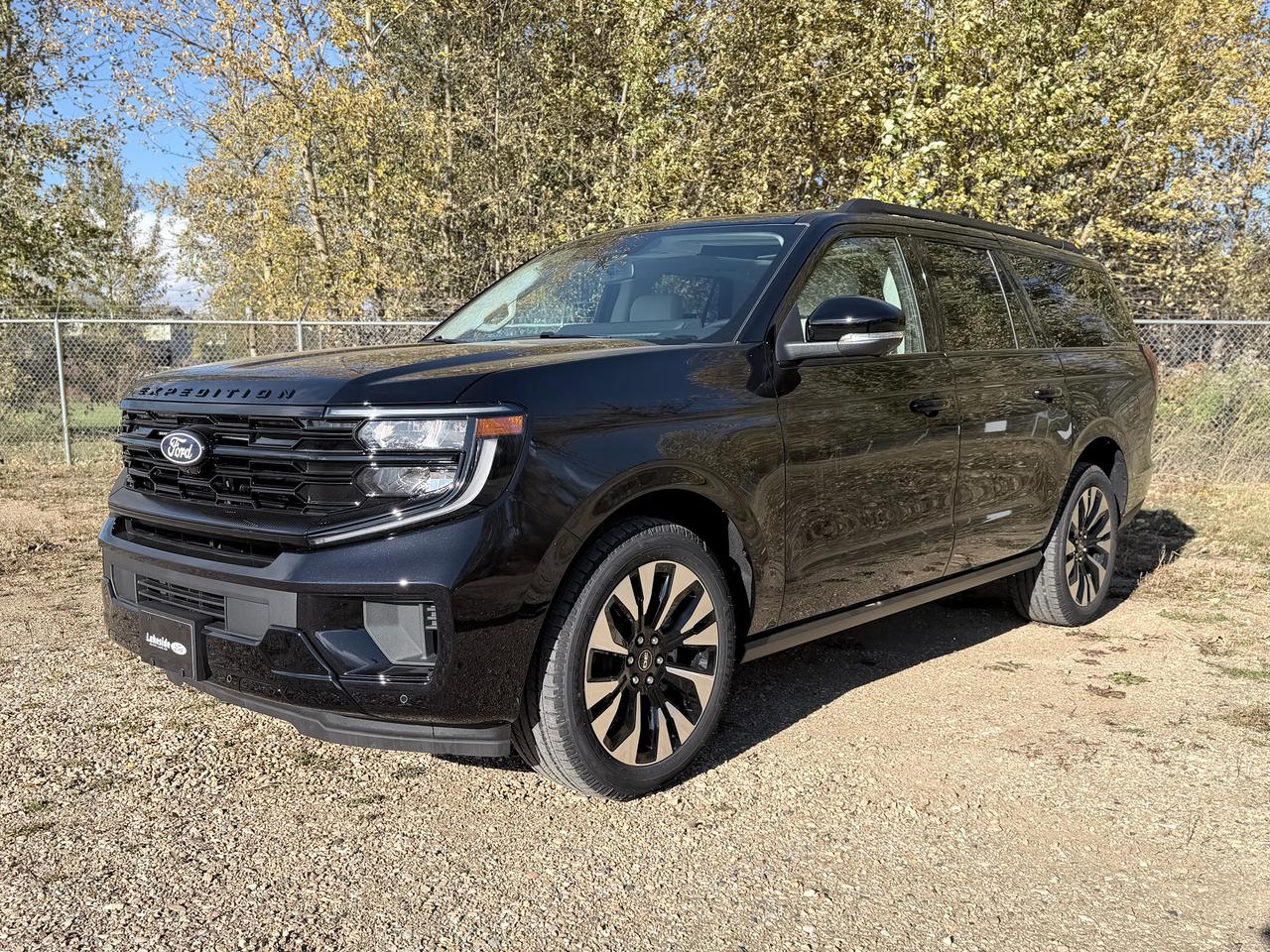 2027 Ford Expedition Platinum Max Photo0