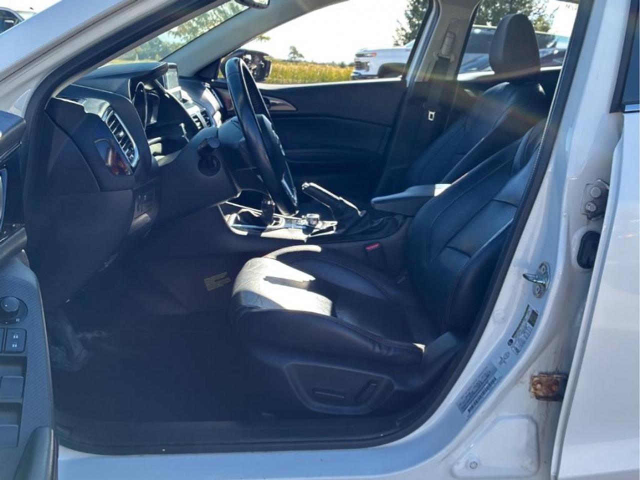 2015 Mazda MAZDA3 GT SKYACTIV | FULLY CERTIFIED WITH WARRANTY Photo