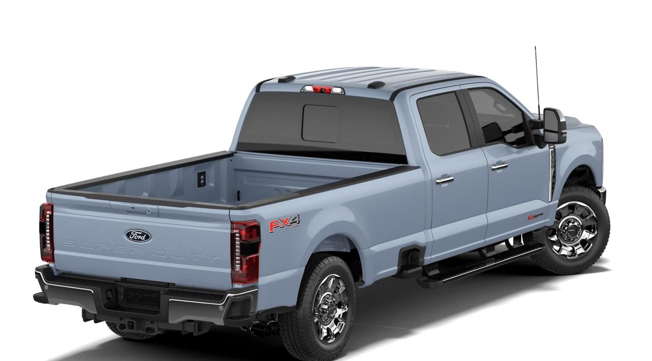 2027 Ford SUPER DUTY F-350 SRW Lariat Photo2