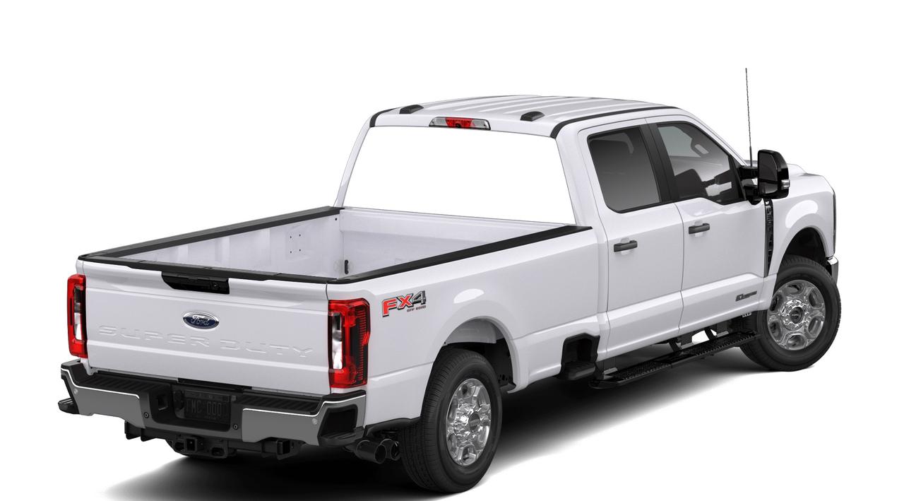 2026 Ford F-350 Super Duty SRW XLT Photo2