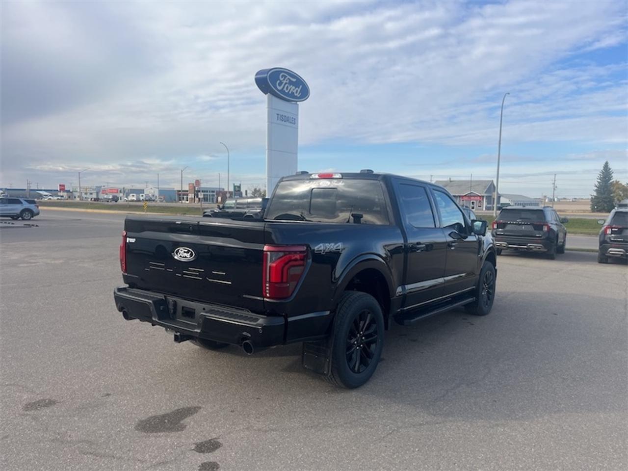 2026 Ford F-150 Lariat  - Tow Package Photo5
