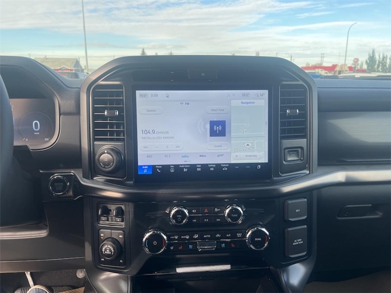 2026 Ford F-150 Lariat  - Tow Package Photo5