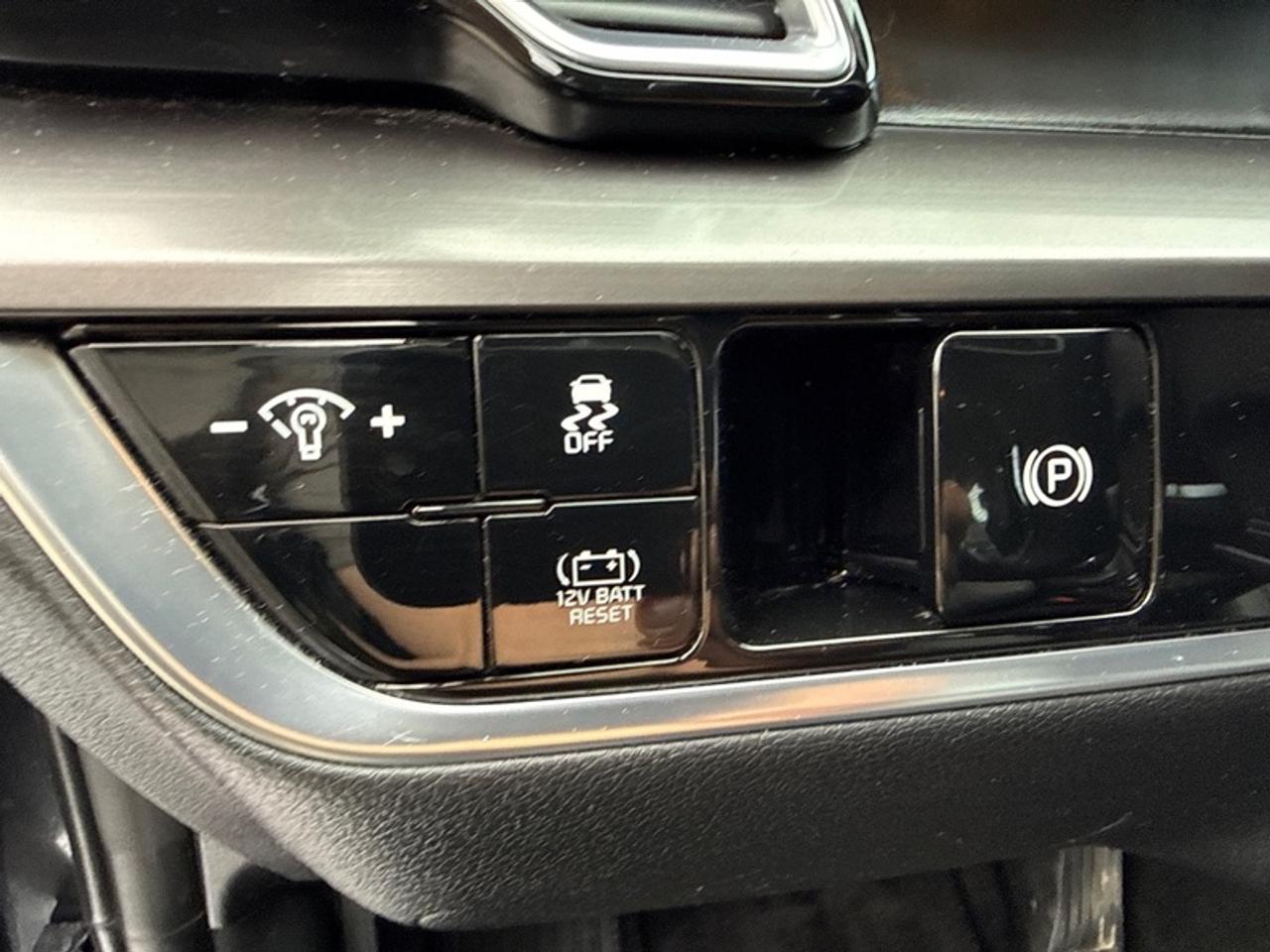 2023 Kia Sportage Hybrid EX AWD  Navigation GPS Photo