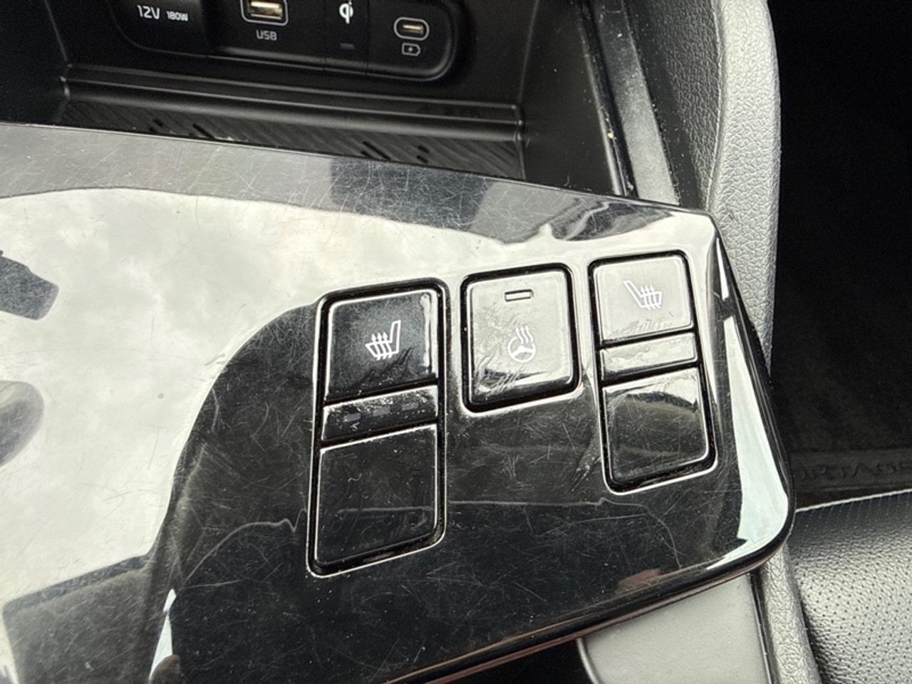 2023 Kia Sportage Hybrid EX AWD  Navigation GPS Photo