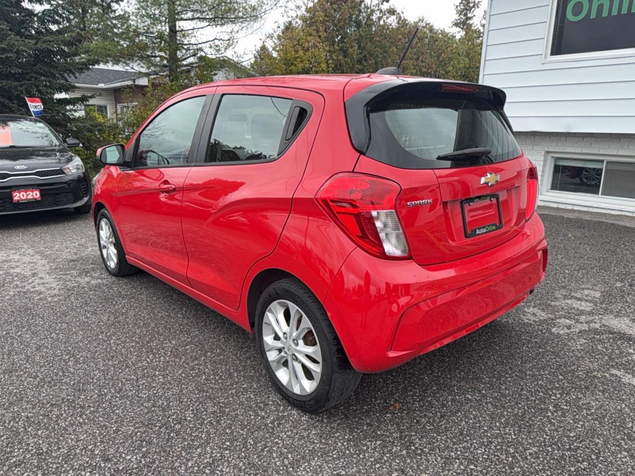 2021 Chevrolet Spark AUTO-AC-APPLE CARPLAY-CRUISE- Photo2