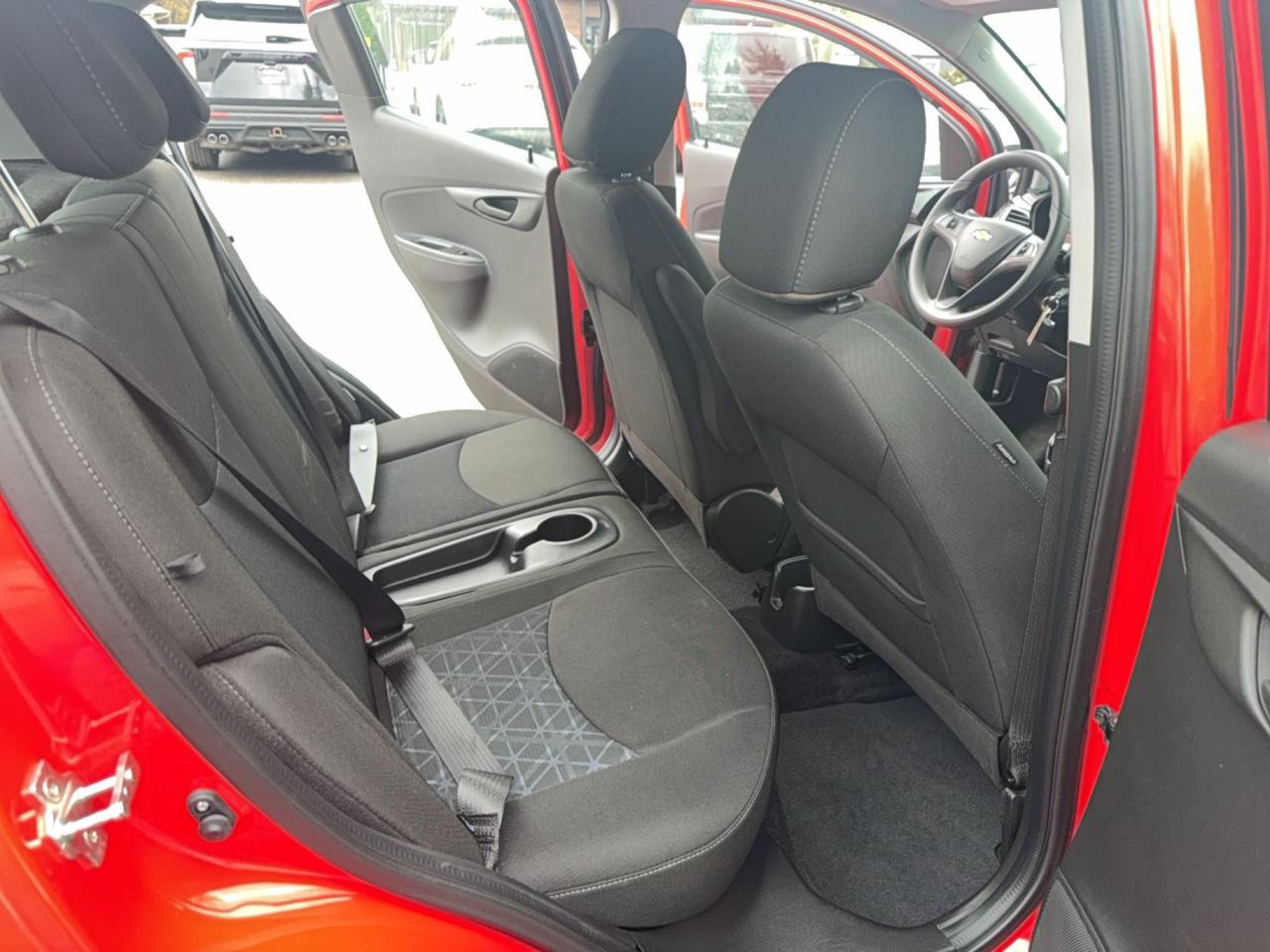 2021 Chevrolet Spark AUTO-AC-APPLE CARPLAY-CRUISE- Photo