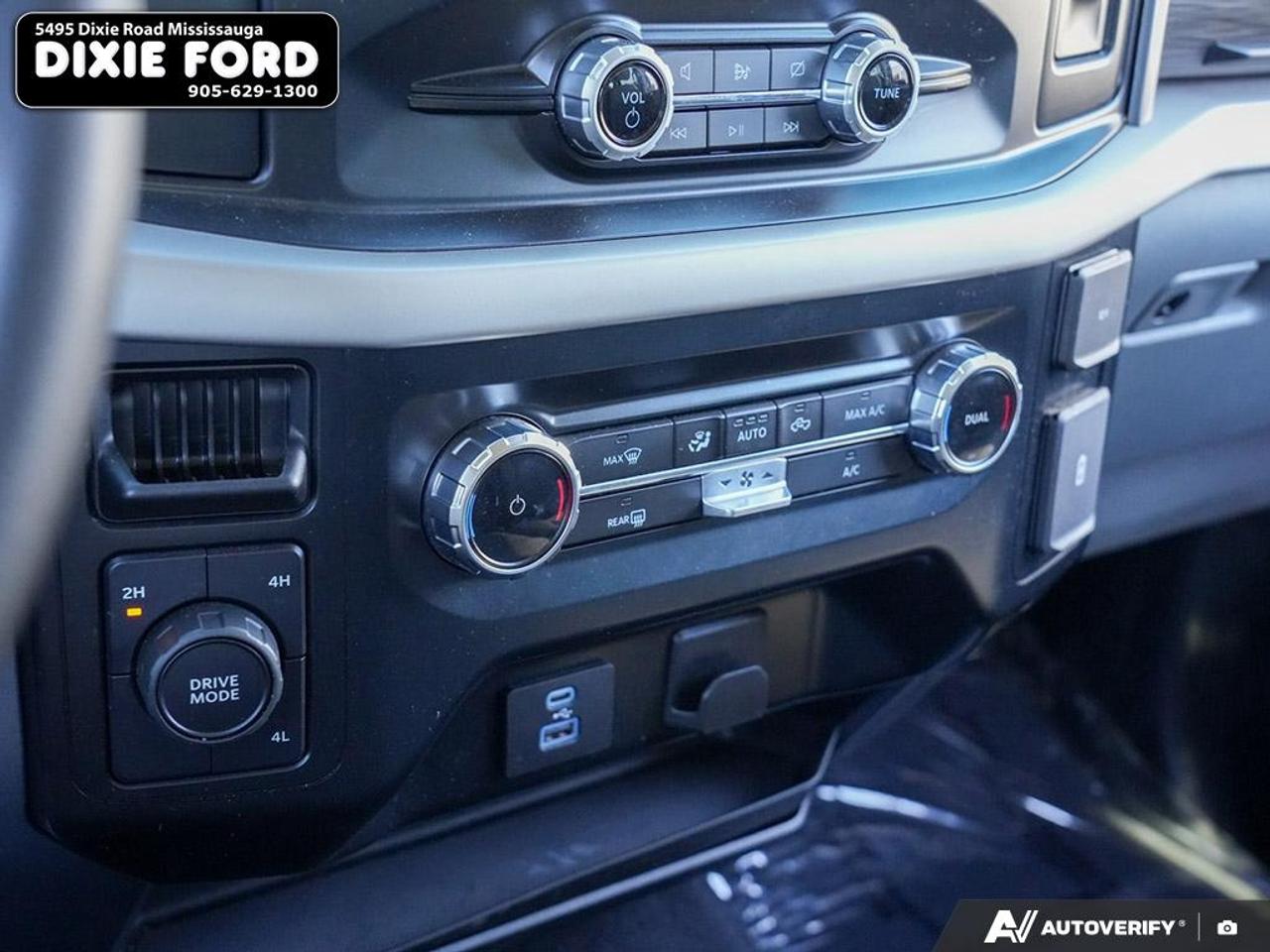 2023 Ford F-150 XLT Photo