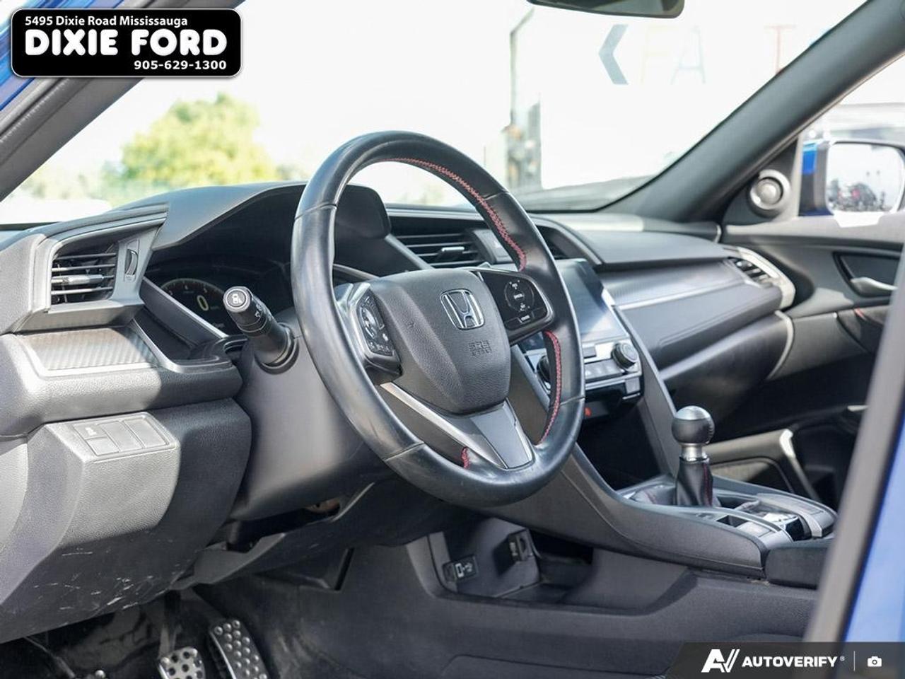 2017 Honda Civic SEDAN Si Photo