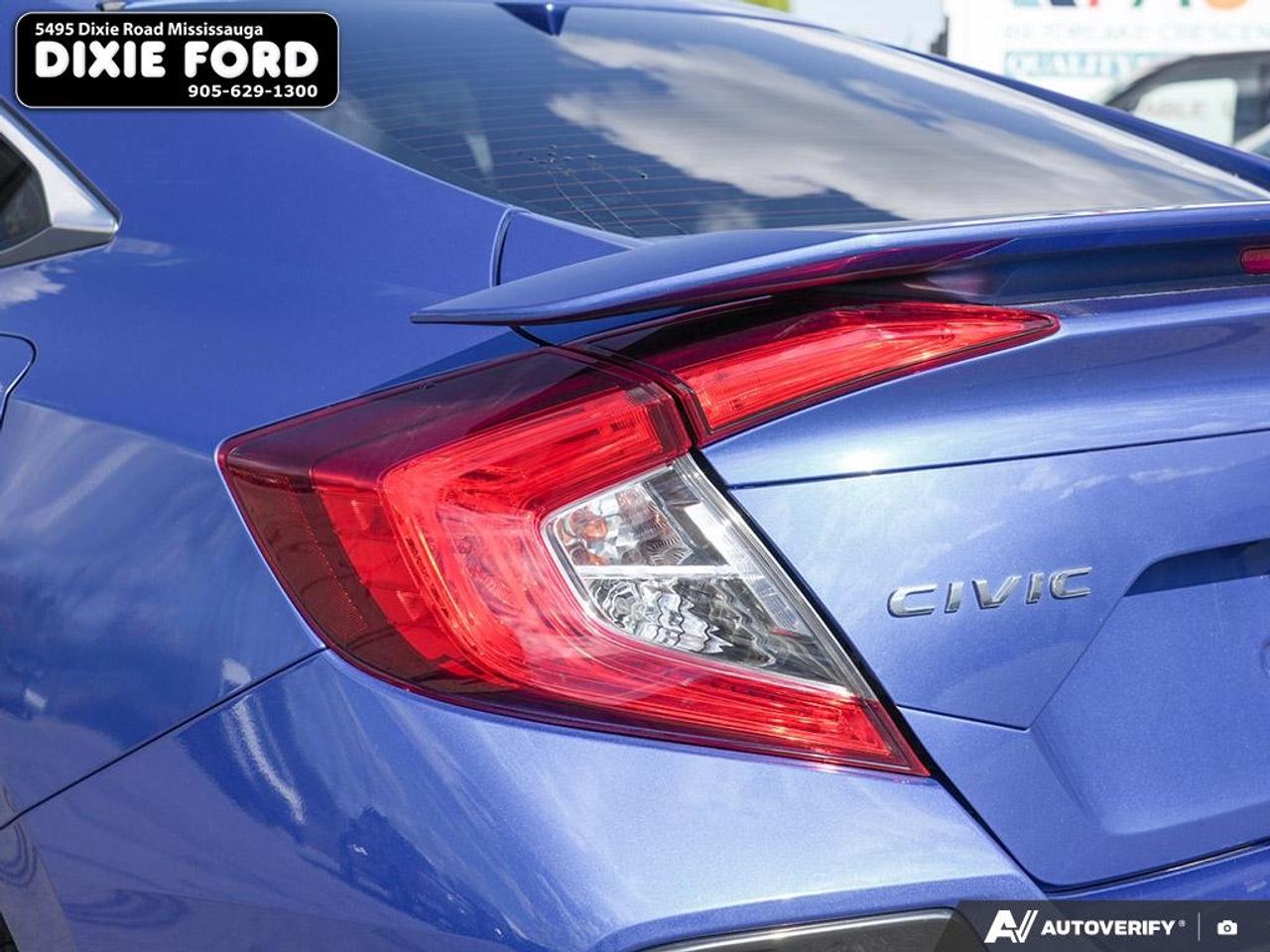 2017 Honda Civic SEDAN Si Photo