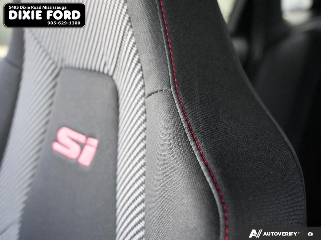 2017 Honda Civic SEDAN Si Photo