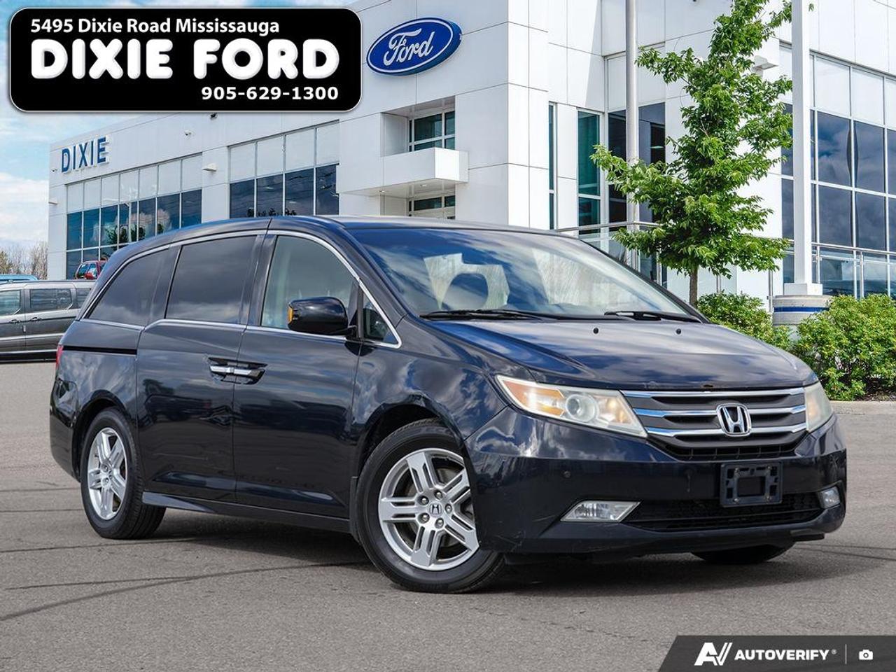 2012 Honda Odyssey Touring Photo0