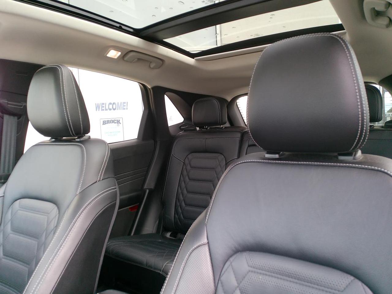 2024 Ford Escape Plug-in Hybrid PHEV FWD Photo5