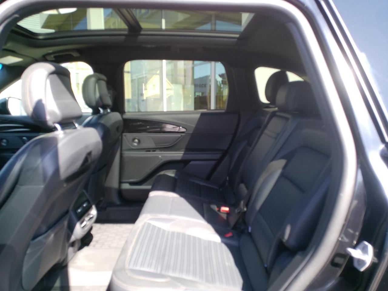 2024 Lincoln Nautilus Reserve AWD Photo