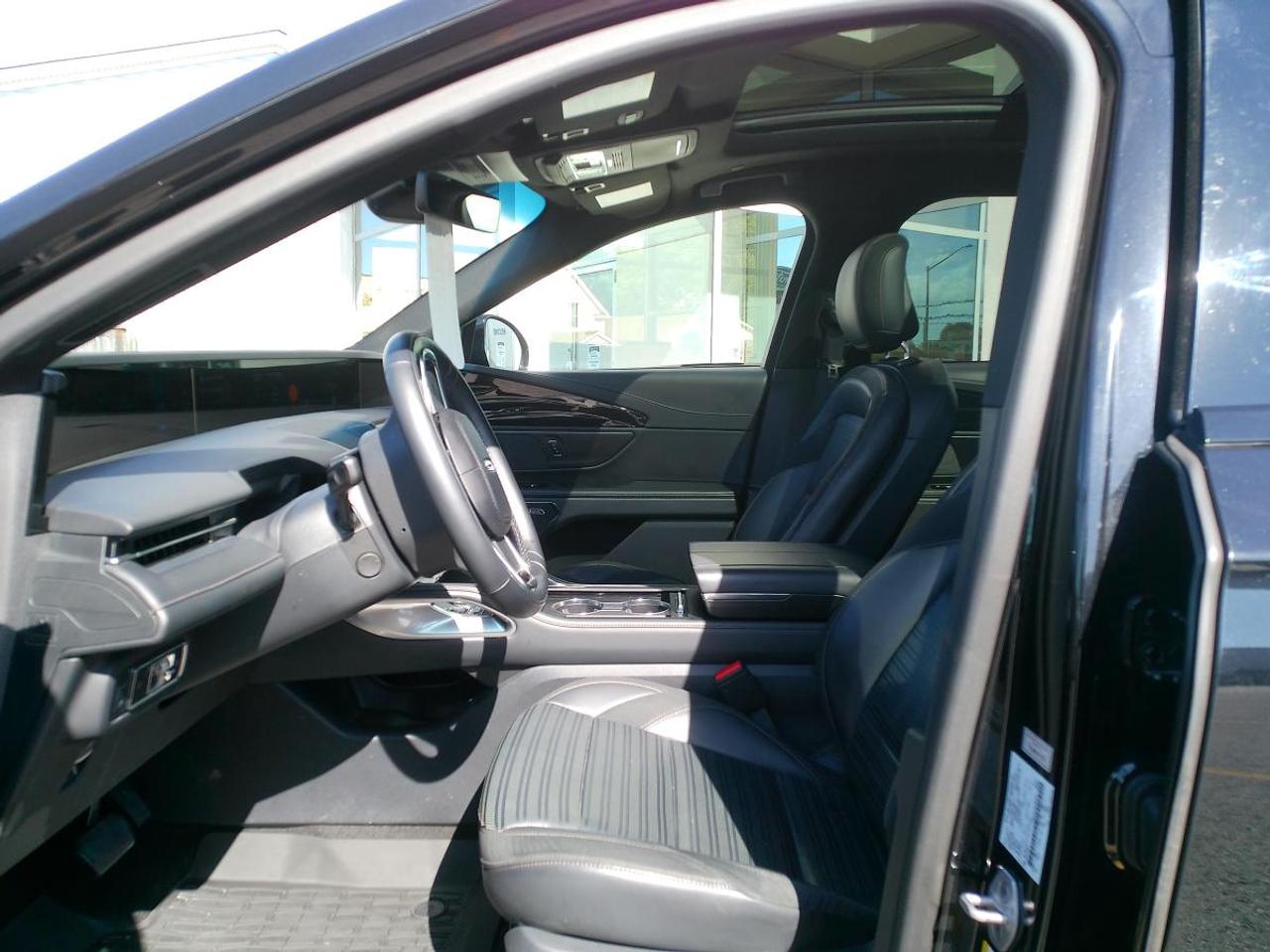 2024 Lincoln Nautilus Reserve AWD Photo