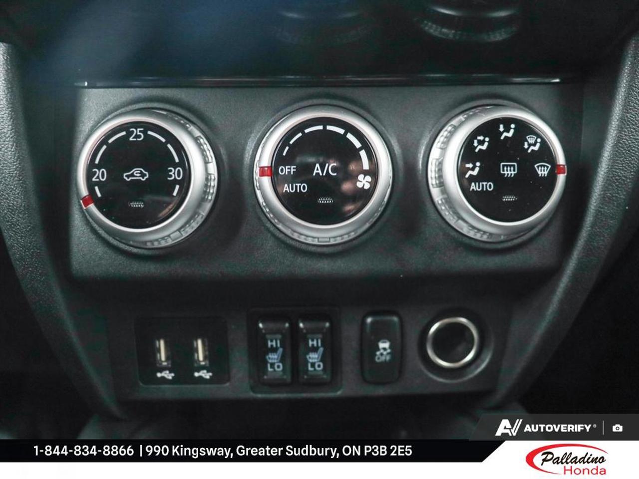 2024 Mitsubishi RVR SE Photo
