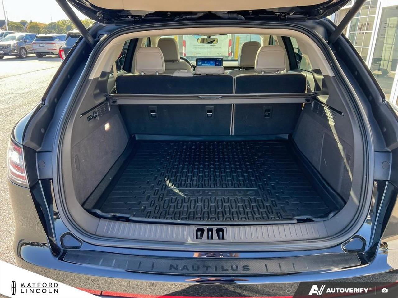 2023 Lincoln Nautilus Reserve AWD Photo