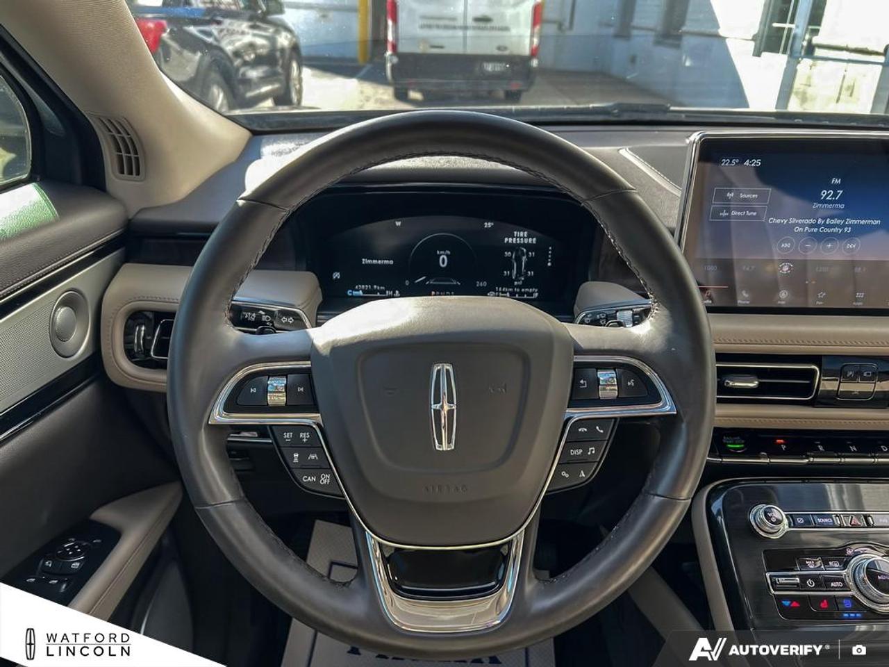 2023 Lincoln Nautilus Reserve AWD Photo