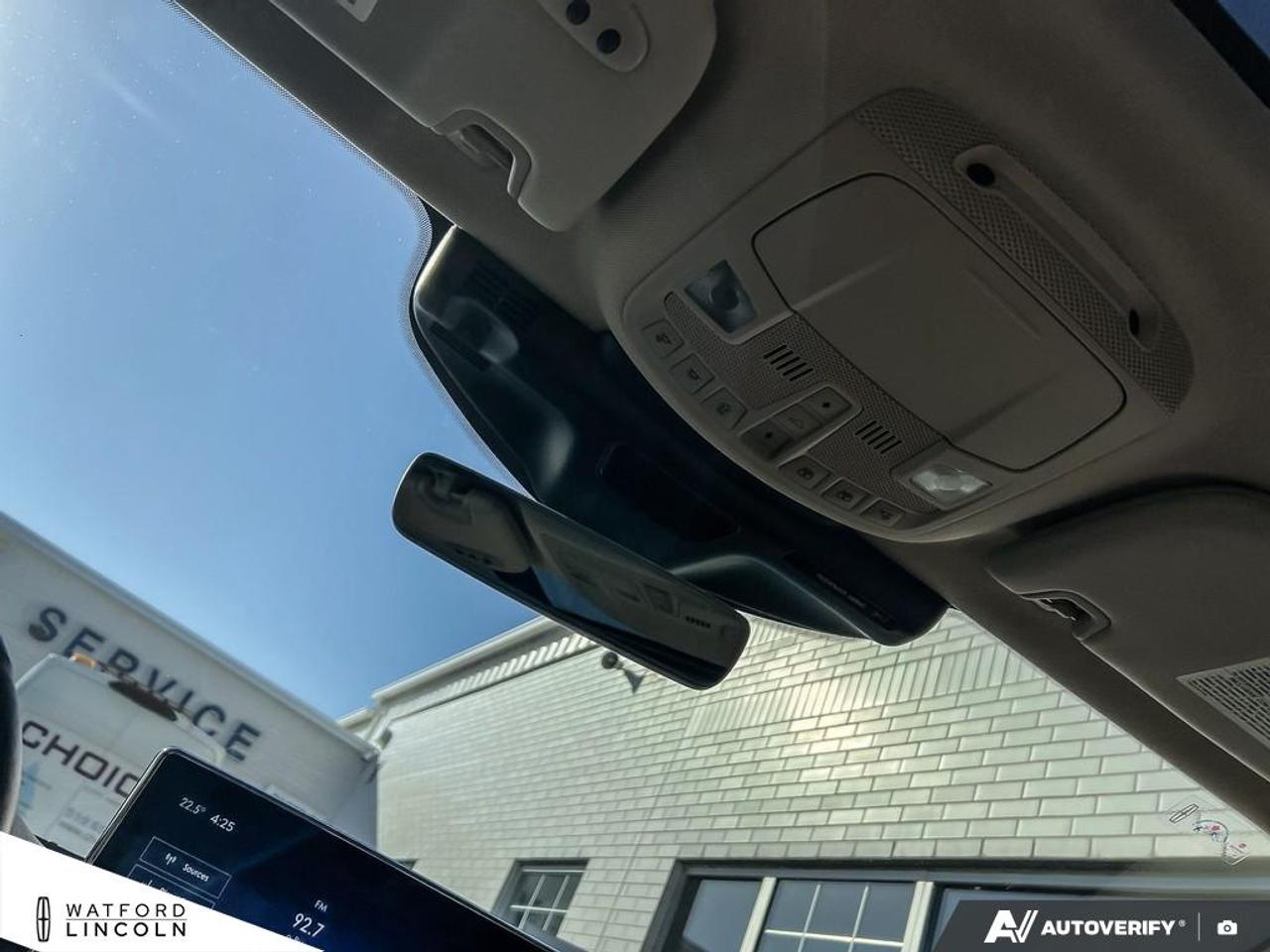 2023 Lincoln Nautilus Reserve AWD Photo