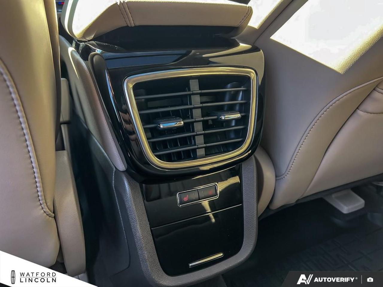 2023 Lincoln Nautilus Reserve AWD Photo