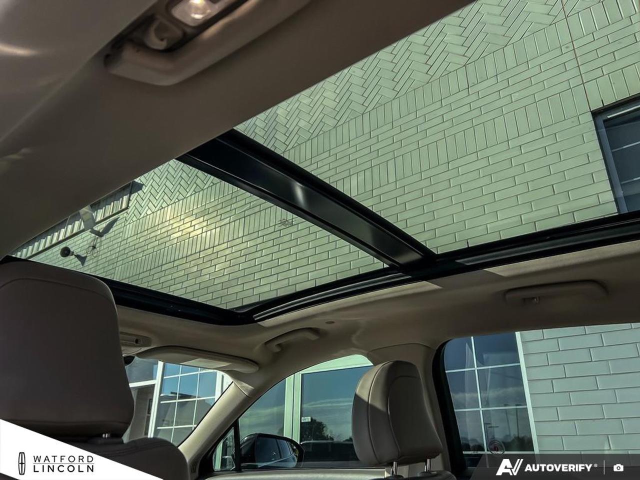 2023 Lincoln Nautilus Reserve AWD Photo