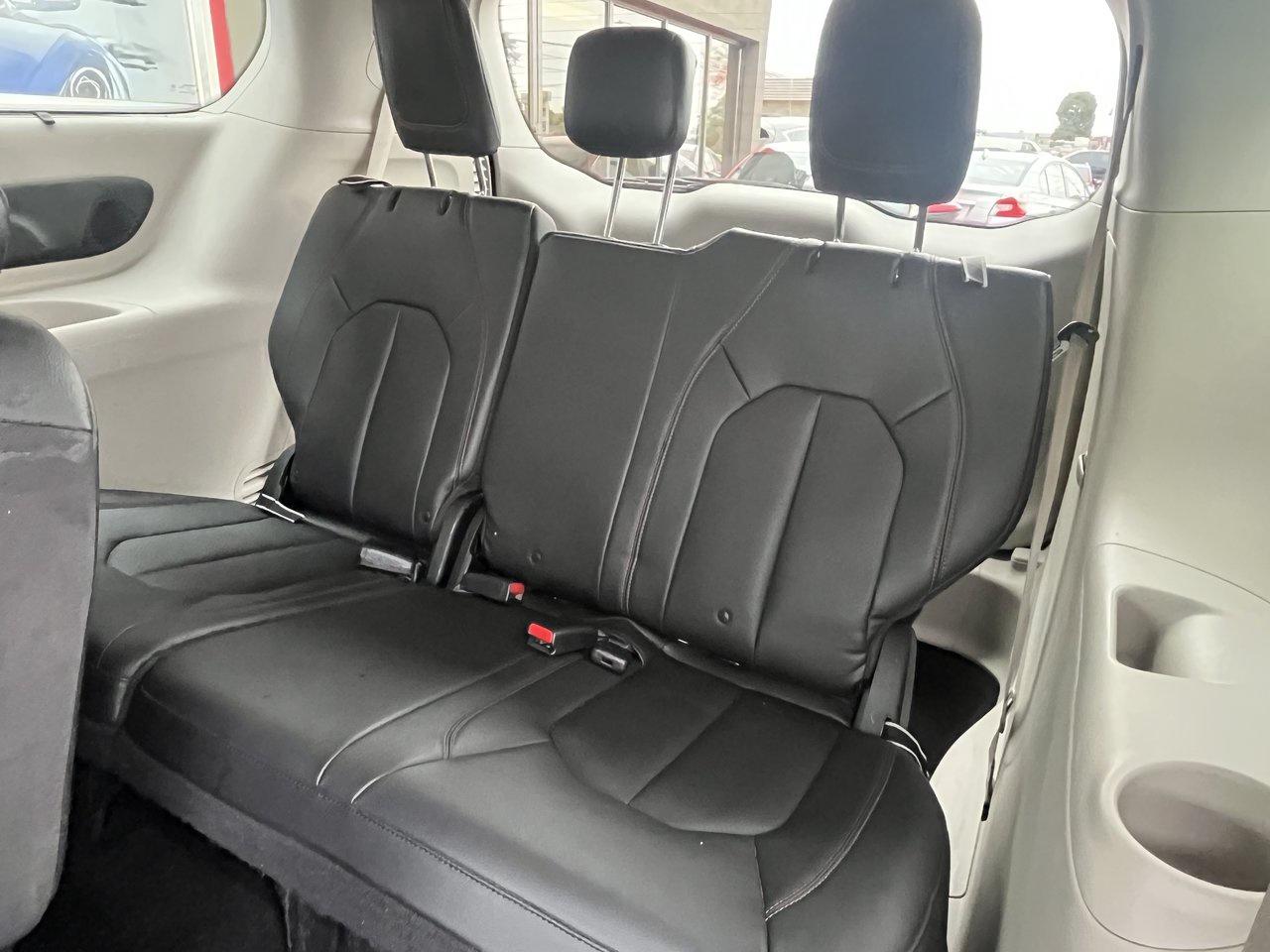 2017 Chrysler Pacifica Touring-L Plus Photo