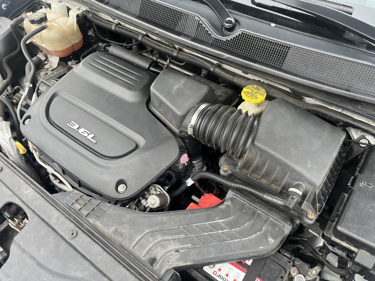 2017 Chrysler Pacifica Touring-L Plus Photo